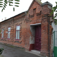 Бердянск. Ул. Красная, 40.