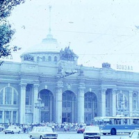 Привокзальная площадь, 1989 г.