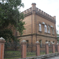 Бердянск. Здание бывшей мужской гимназии.