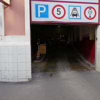 Подземные парковка ГУМа