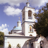 Церковь Иконы Божией Матери Тихвинская в Среднем