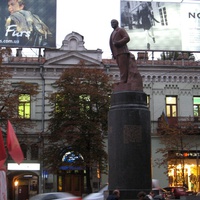 Киев, памятник Ленину