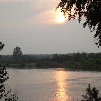 закат на реке