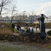 Парк искусств Музеон, Дед Мазай и зайцы