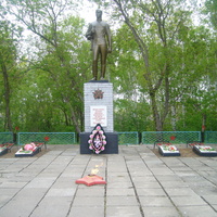 Памятник защитникам ВОВ