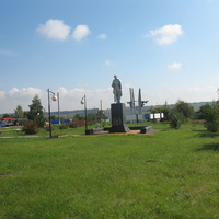Памятник воину-освободителю в селе Лучки