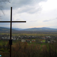 Вид на село Розгирче с монастыря.