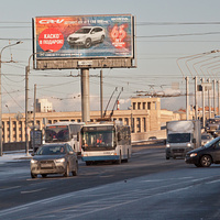 Въезд на мост Александра Невского