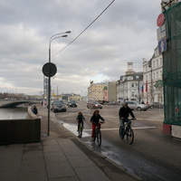 Якиманская набережная в Москве