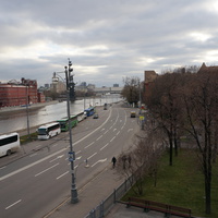 Пречистенская набережная, Москва-река