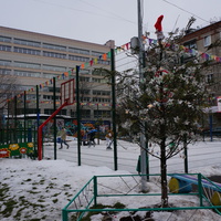 Спортивная площадка во дворе на Симферопольском бульваре