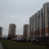 Вид на новый микрорайон по проспекту Королёва.