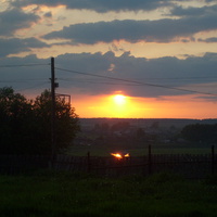 Солнце отражается в Беляковке.
