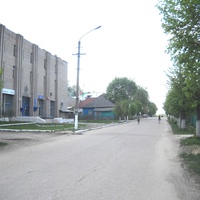 Улица 1-я Краснинская. Слева здание почты