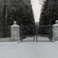 Ворота Павловского парка