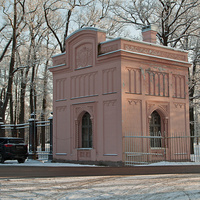 Розовая караулка