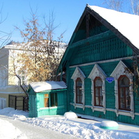 г. Пенза, жилой деревянный дом ул. Володарского 3, является памятником истории и архитектуры конца XIX начала XX века.