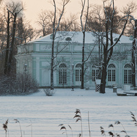 Павильон "Зал на острову"