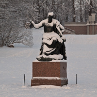 Скульптура императора Нерона в Екатерининском парке