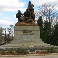 Памятник Героям-комсомольцам