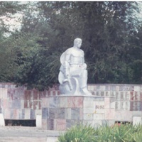 Центральный площадь памятник для Ветепанов ВОВ 1941-1945