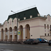 Административное здание Александровского завода