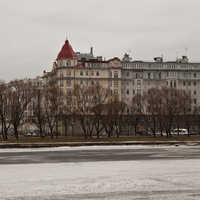 Набережная Мартынова, 4