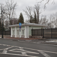 Набережная реки Крестовки