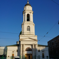 Православный храм на Дубиненской