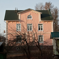 Дом на улице Парковой