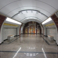 Мозаичное панно в торце центрального зала станции Бухарестская