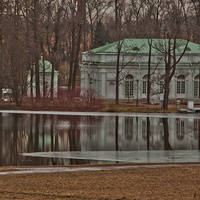 Павильон "Зал на острову"