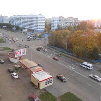 Улица Комарова