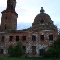 Никольская церковь в демидове.