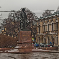 Памятник Ломоносову