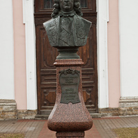 Памятник Головину