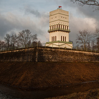 Белая башня