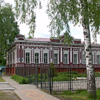 Здание бывшей мужской гимназии