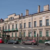 Набережная лейтенанта Шмидта, 37