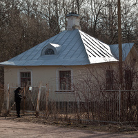 Домик охраны в Александровском парке