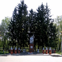 Мемориал Воинской Славы и аллея Героев