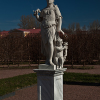 Статуя "Воздух" в Нижнем парке