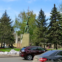 Памятник создателям Первого спутника 1957 г.