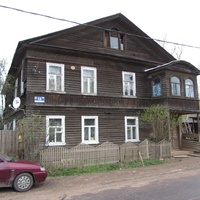 Тихвин,  Советская улица, старинные дома