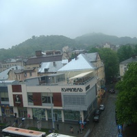 Вид з готелю "Львів"