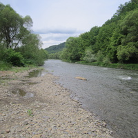 річка