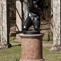 Статуя Илионея