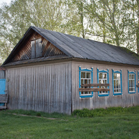 Алтаевская школа. Дом для младших классов.