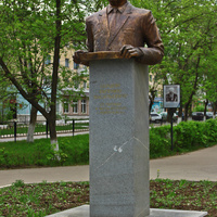Памятник Карцеву Е.В.