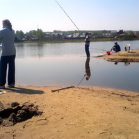 Рыбалка на озере.